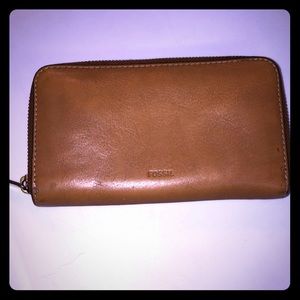 Fossil Tan Leather Zippered Wallet